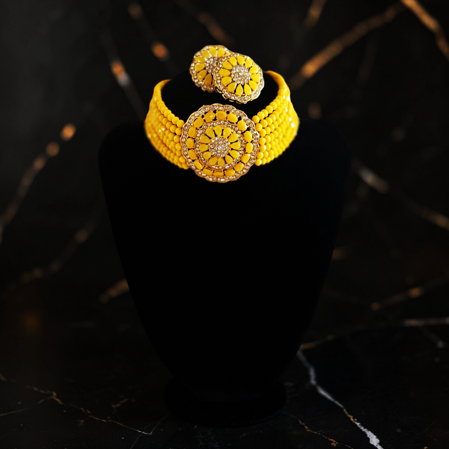 Yellow Classic Choker Set NEW
