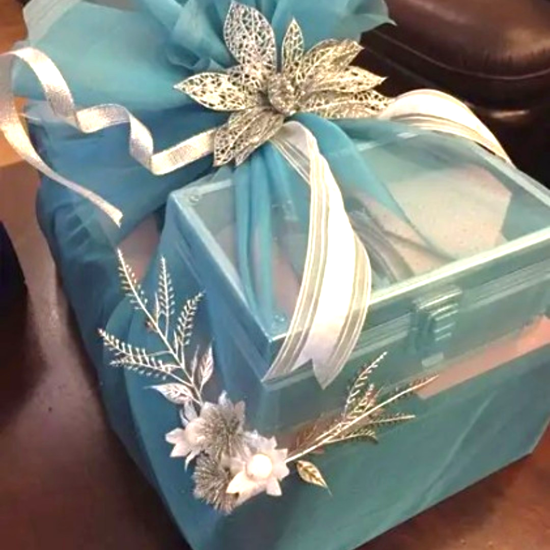 Gift Wrap Service